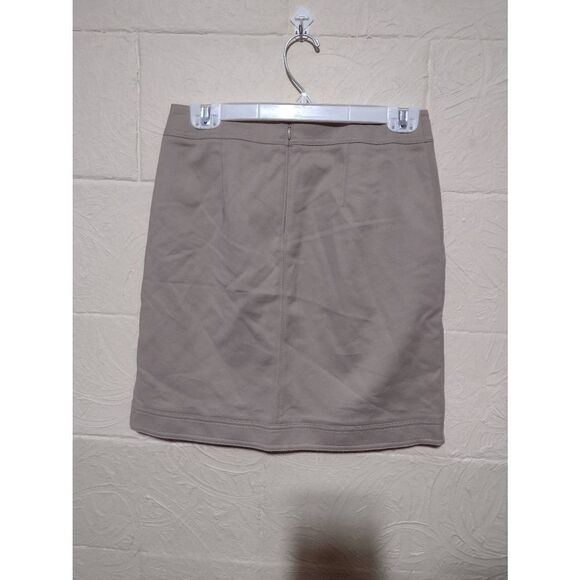 WHBM White House Black Market Size 2 Tan Button Up Skirt - Picture 2 of 4